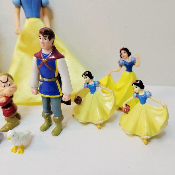 13 Snow White 7 Dwarfs Dopey Grumpy Forest Animals Prince Charming Cake Toppers - Picture 3 of 8